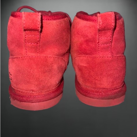 Ugg men’s red Neumel boots; sz 9 - Picture 2 of 7